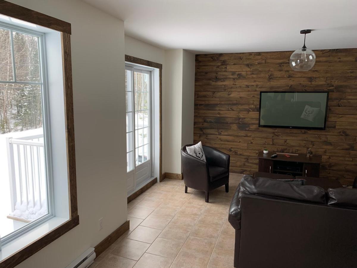 Condo Mont-Édouard 2 LʼAnse-Saint-Jean Esterno foto